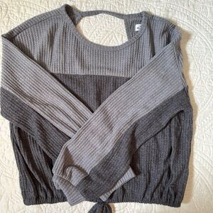 Hollister Gray Crew Neck Sweater Chunky Knit Texture
